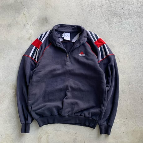 adidasラグランハーフジッププルオーバー