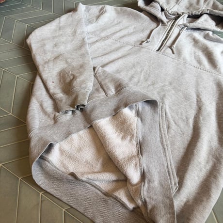 carhartt ハーフジップトレーナー