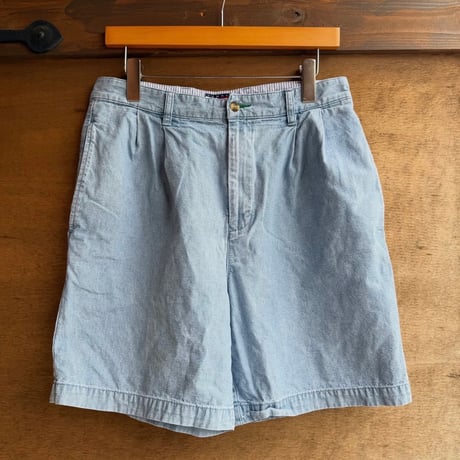 TOMMY HILFIGER  デニム調ショーツ（31）
