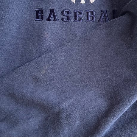 ニューヨークヤンキース 刺繍スウェット