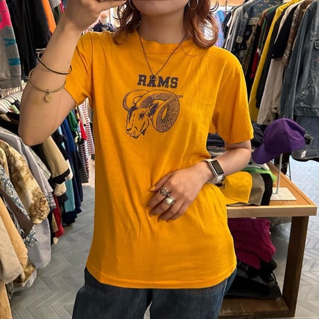 USA製ラムズTシャツ