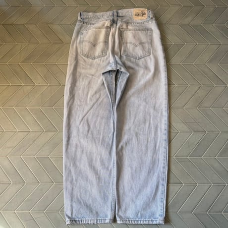 Levi's シルバータブ バギーパンツ