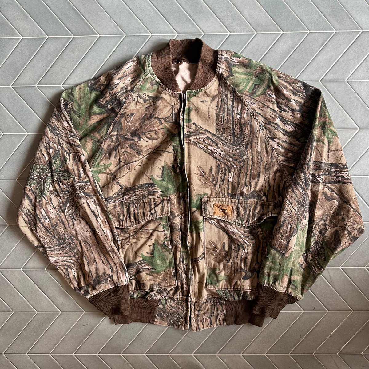 リアルツリー ブルゾン | CUSTOM FEVER