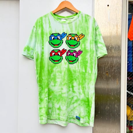 TURTLES ピクセルアート タイダイTシャツ