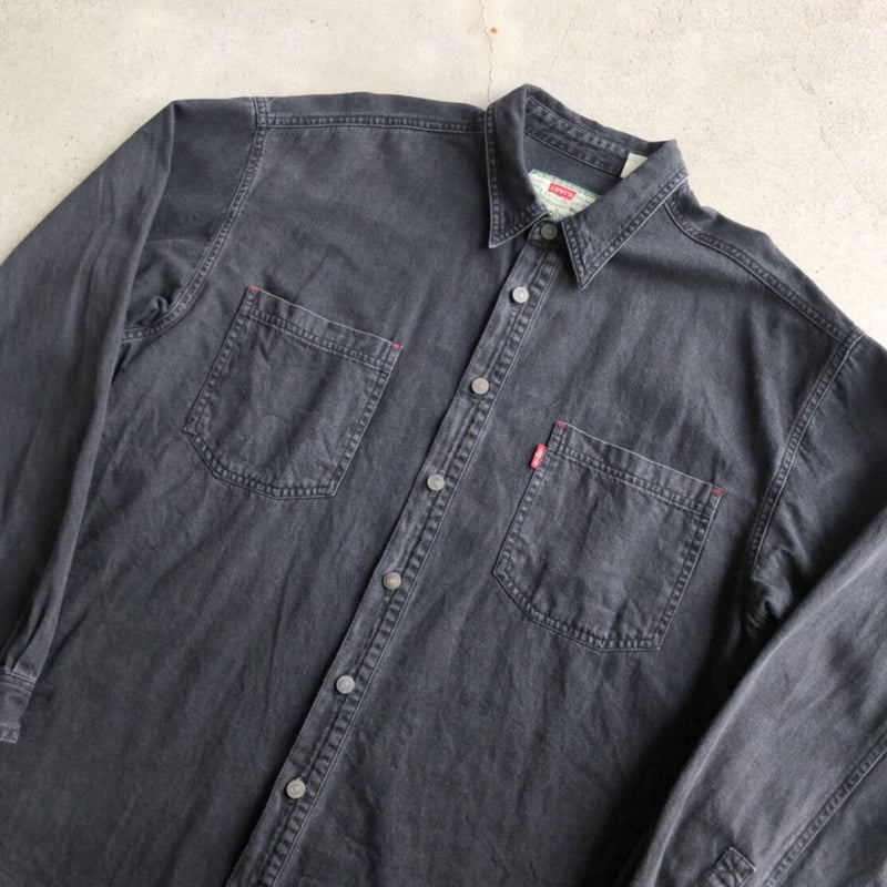 Levi's ルーズフィット ブラックデニムシャツ 24時間内に発送可 JACKSON WORKER」デニムシャツ（WEB限定価格 11/20～11/24）(L