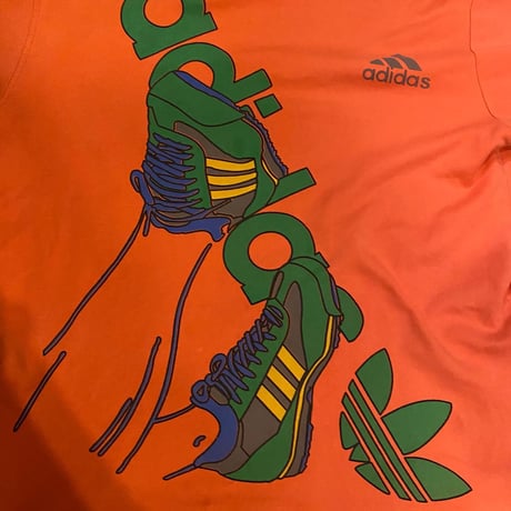 USA製adidasプリントTシャツ
