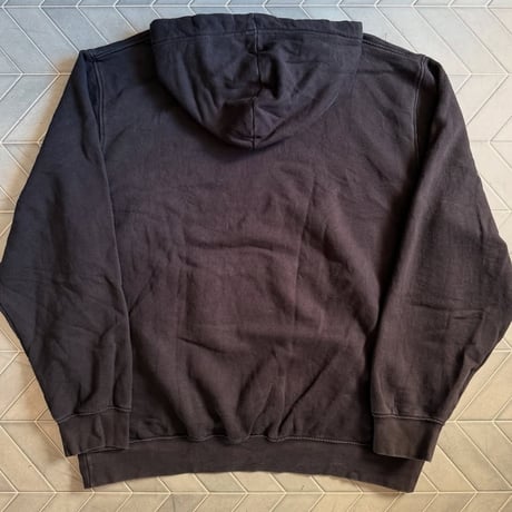 NIKE ロゴプリントパーカー