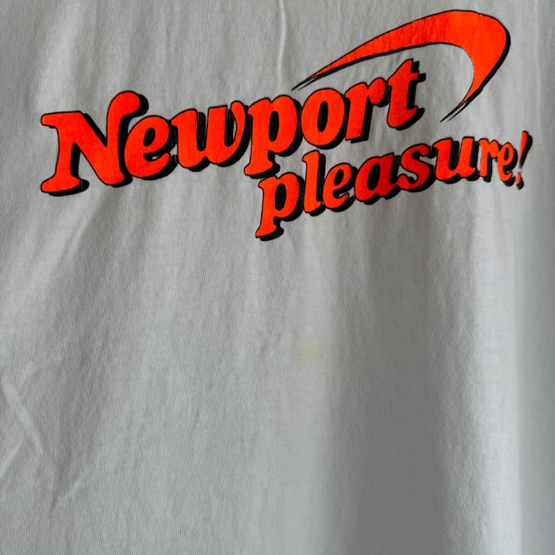 90's Newport pleasure! Tシャツ | CUSTOM FEVER