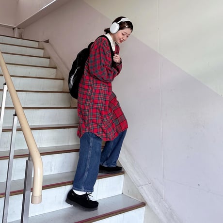 GAP アシンメトリースリーピングシャツ