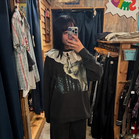 オオカミ柄モックネックスウェット🐺