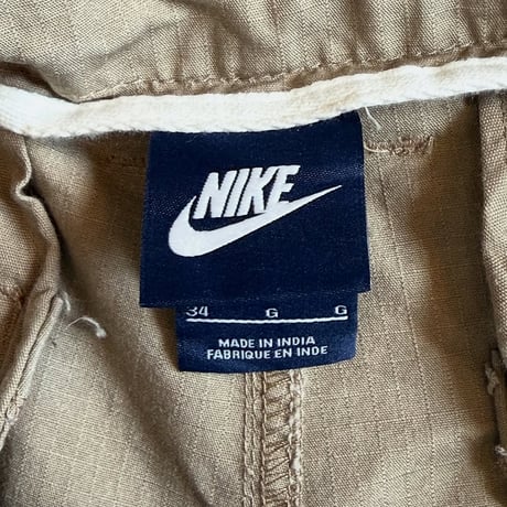 NIKE ショートカーゴパンツ