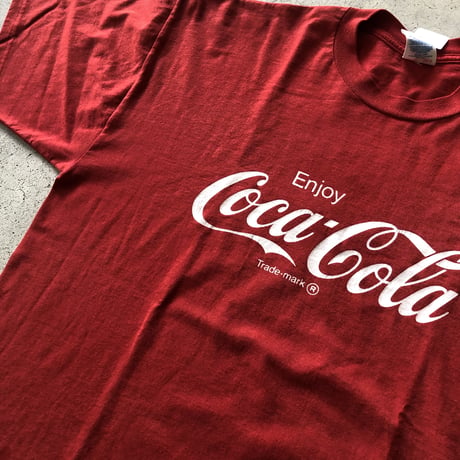 Coca Cola プリントTシャツ