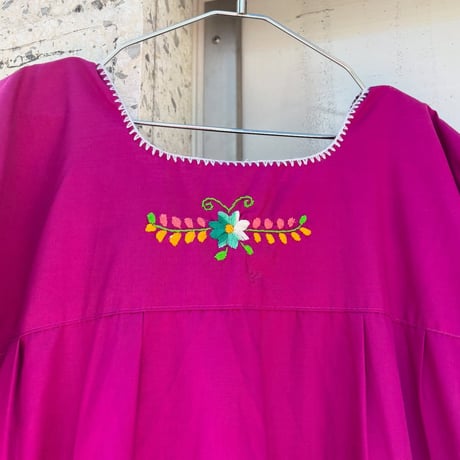 お花刺繍メキシカンワンピース