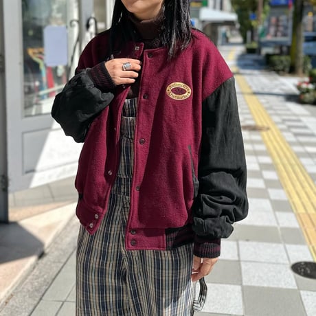 ワンポイント刺繍スタジャン