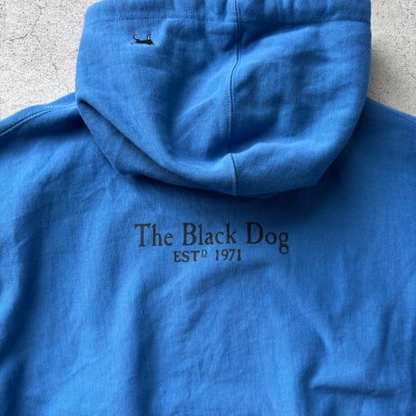 The Black Dog プリントフーディー