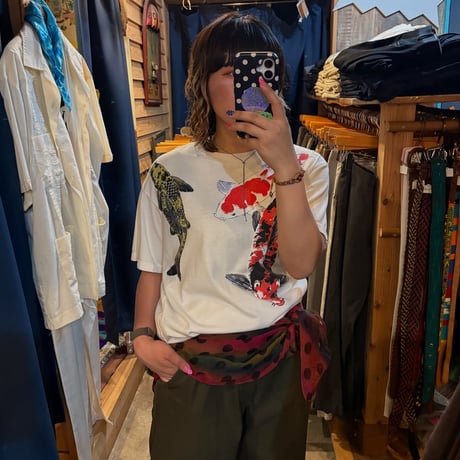 鯉 グラフィックTシャツ