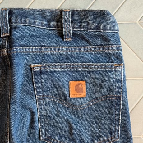 carhartt テーパードデニム（W32 L30)