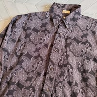 ペイズリー柄シャツ