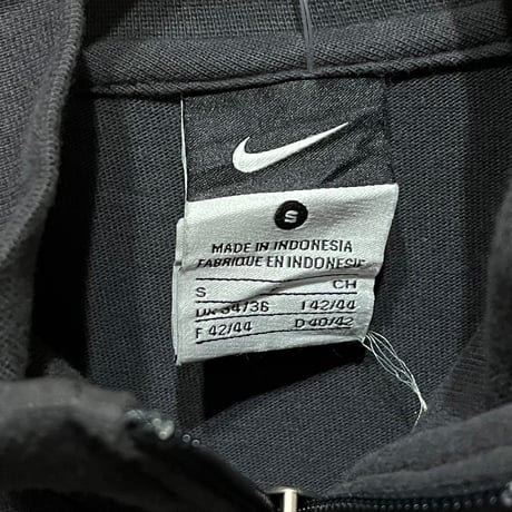 NIKE トラックジャケット