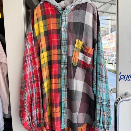 QUIKSILVER フード付き クレイジーパターン ネル