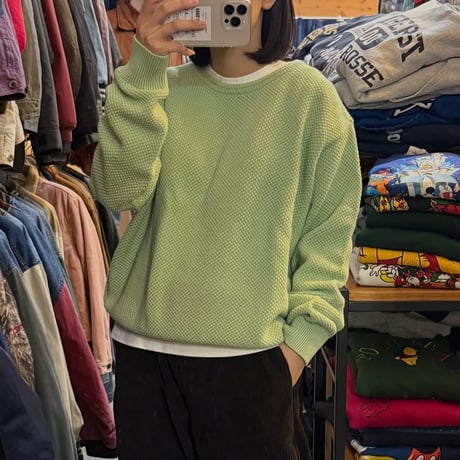 コットンクルーネックニット