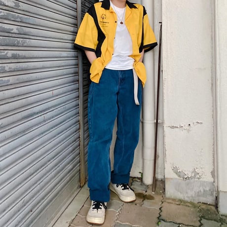 イエローボーリングシャツ