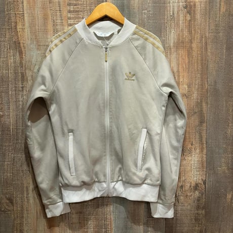 adidasトラックジャケット