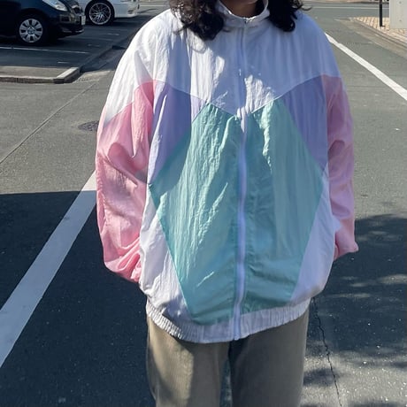 パステルカラーナイロンブルゾン