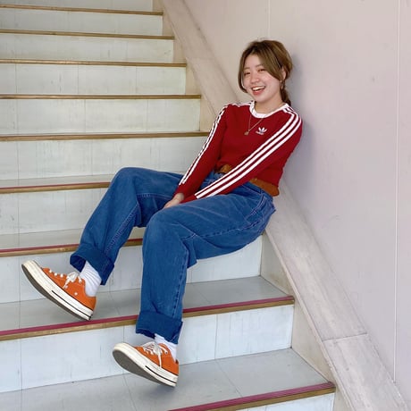 adidasラインロンT