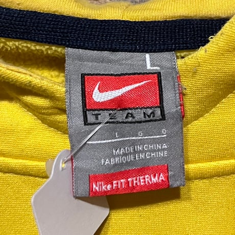 NIKE プルオーバーフーディー