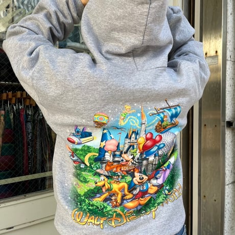 Hanes Disney 両面プリントジップパーカー