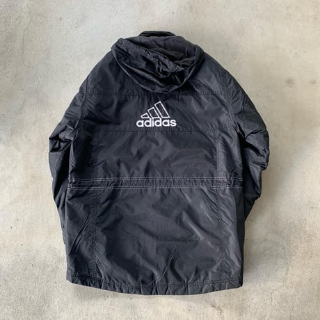 adidasナイロンジャケット