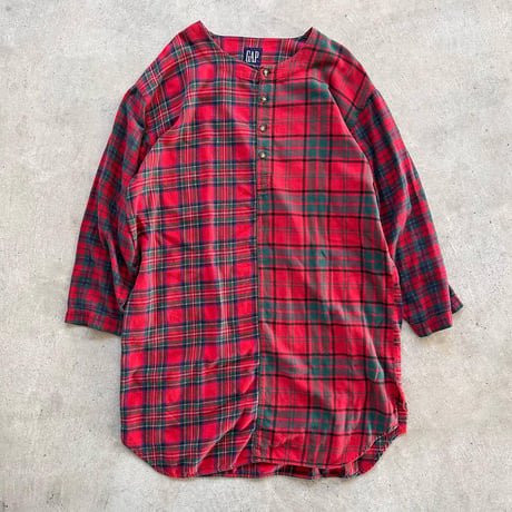 GAP アシンメトリースリーピングシャツ