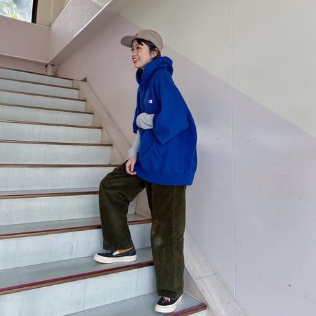 Champion REVERSE WEAVEカットオフフーディ