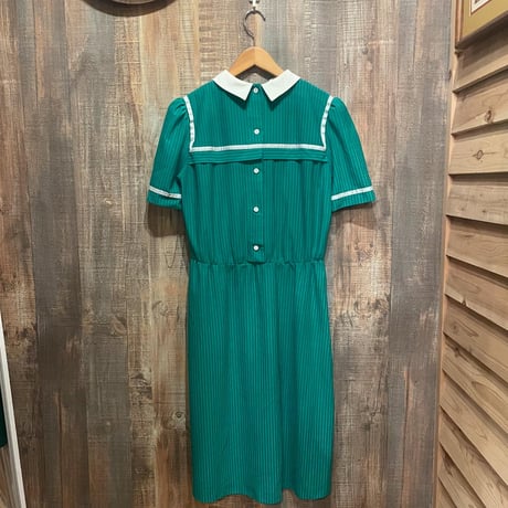 襟付パフスリーブワンピース