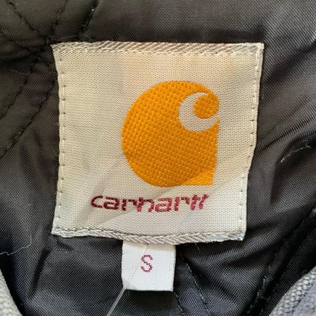 carharttアクティブジャケット