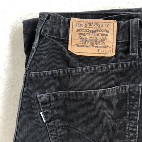 Levi'sチュニジア製コーデュロイパンツ ブラック