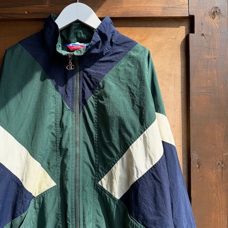 champion ナイロンジャケット