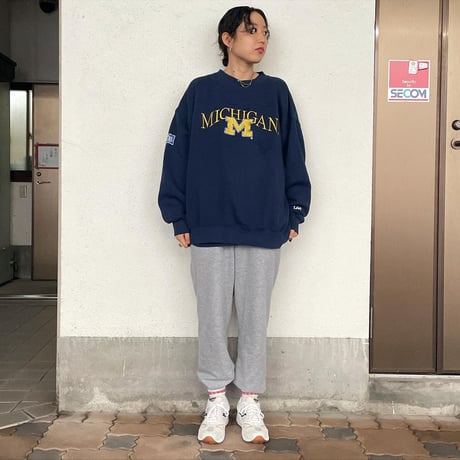 LEE ミシガン大学スウェット
