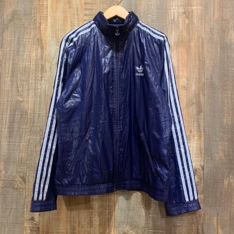 adidasウィンドブレーカー