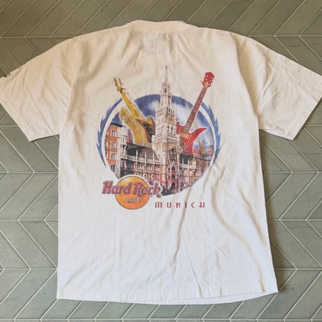 Hard Rock Cafe バックプリントTシャツ