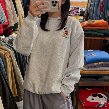 90s ミッキー刺繍スウェット