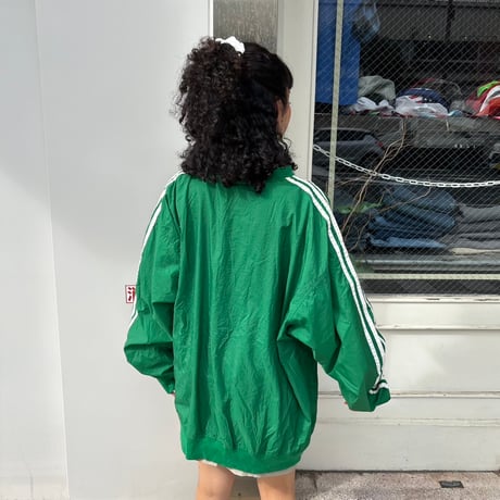 90s adidas ロゴ刺繍ナイロンプルオーバー