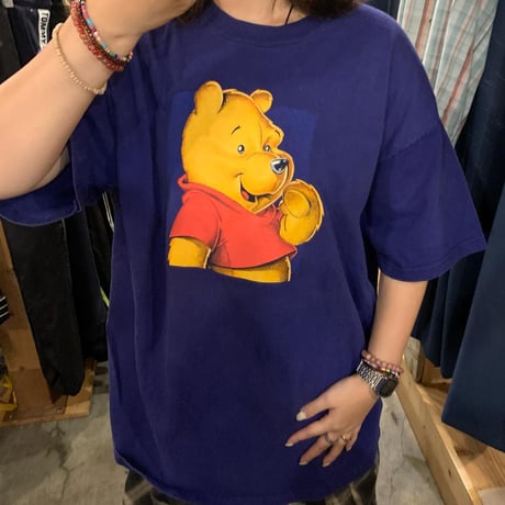 USA製　Disney プーさんプリントT🐝