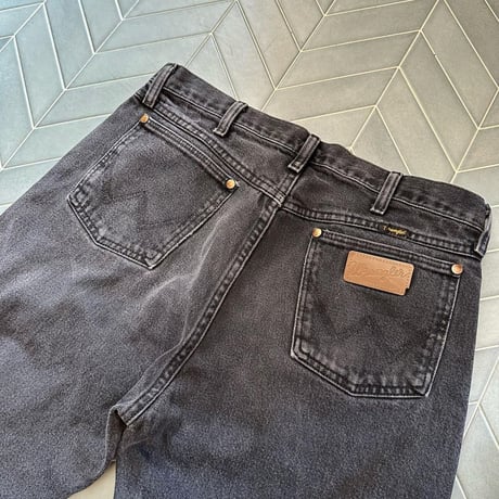 メキシコ製WranglerブラックデニムW32×L38