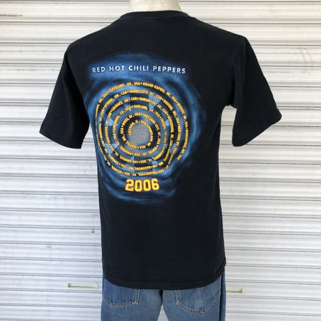RED HOT CHILI PEPPERSバンドTシャツ
