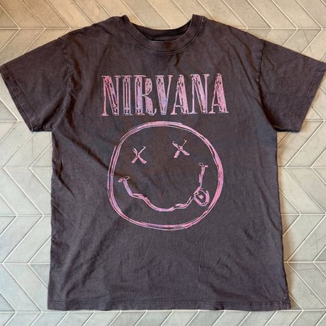 NIRVANA にこちゃんTシャツ