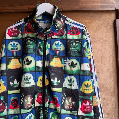 adidas 総柄トラックジャケット