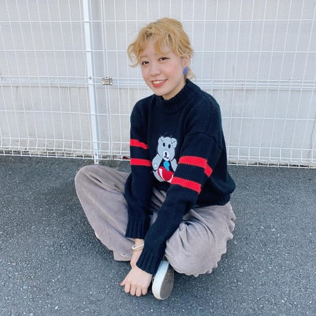 くま君ワッペンショート丈ニット