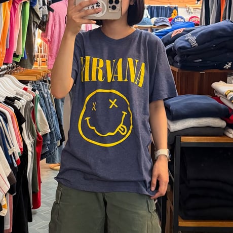 NIRVANA にこちゃんTシャツ